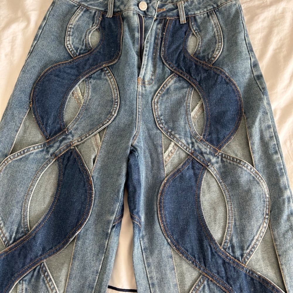 Jean - Picture 6 of 9